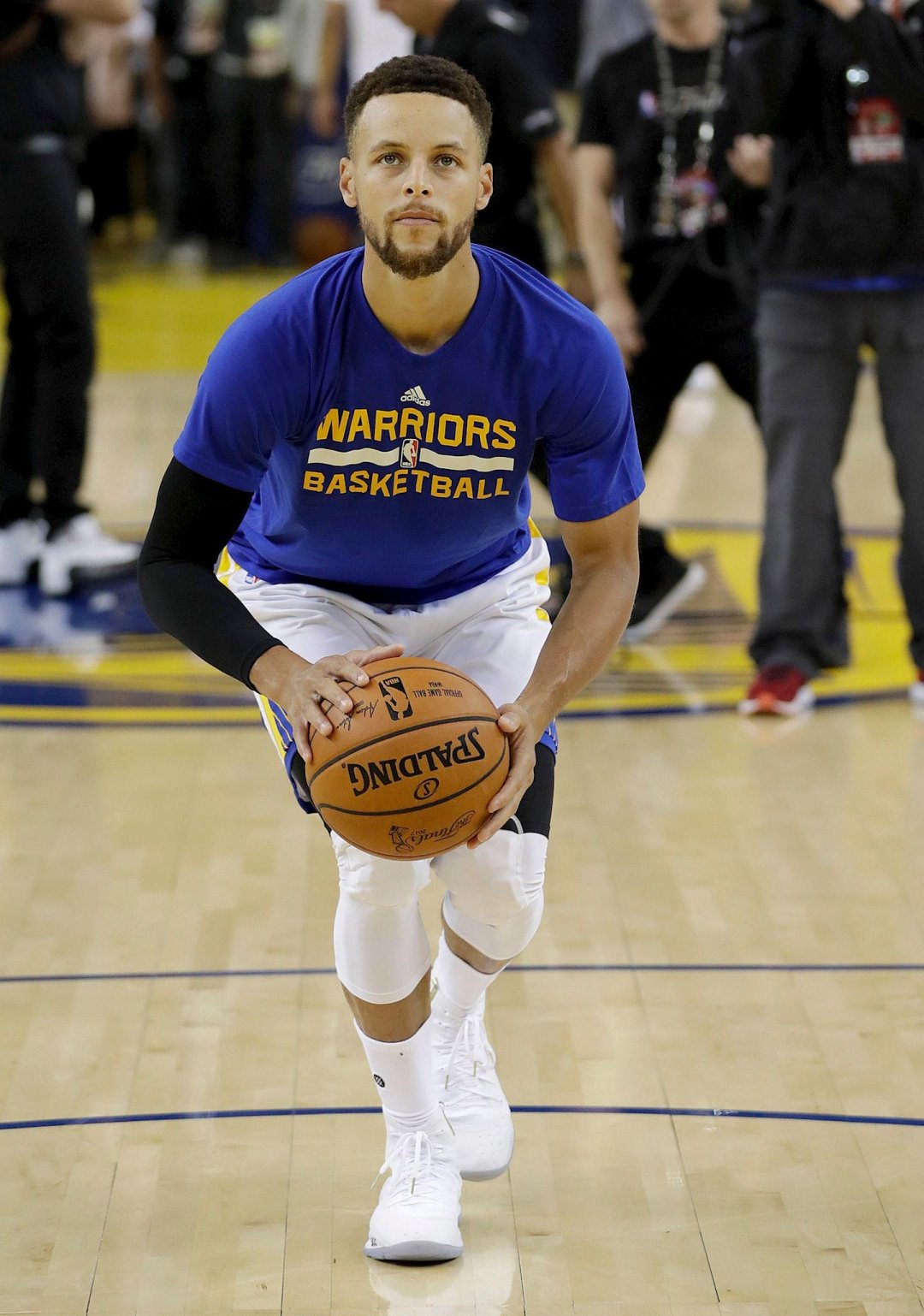 场没有首发 场没有首发