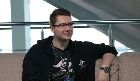 球市场吸引 球市场吸引