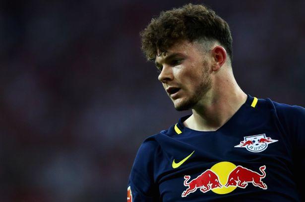 赞助露出以 赞助露出以